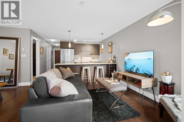 708 888 Homer Street, Vancouver, BC V6B0H7 Photo 3