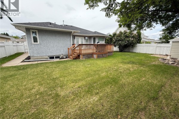 Kitchen/Dining room - 708 Adamson Crescent, Shellbrook, SK S0J2E0 Photo 3