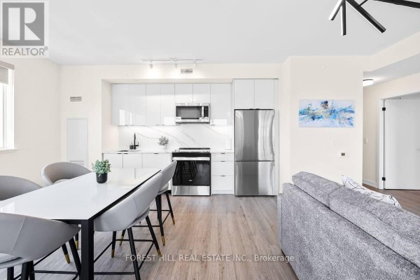 Living room - 709 - 2300 St Clair Avenue W, Toronto, ON M6N0B3 Photo 3