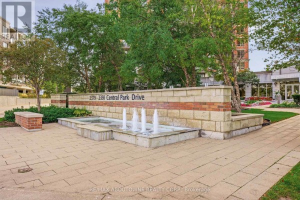 709 - 2391 Central Park Drive, Oakville, ON L6H0E4 Photo 2