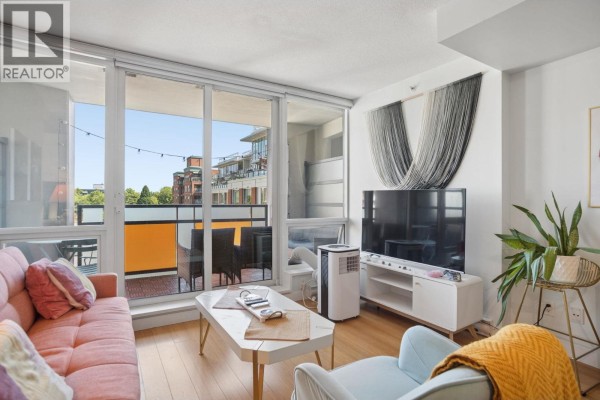 709 718 Main Street, Vancouver, BC V6A0B1 Photo 2
