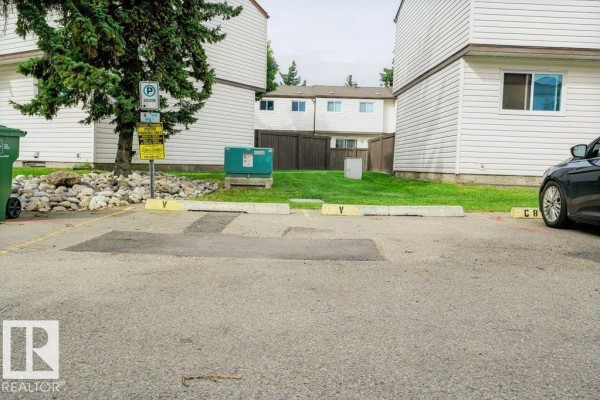 Bedroom 3 - 709 Clareview Rd Nw, Edmonton, AB T5A3S6 Photo 5