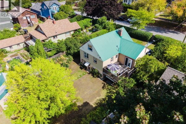 709 Fourth Street, Nelson, BC, photo 2
