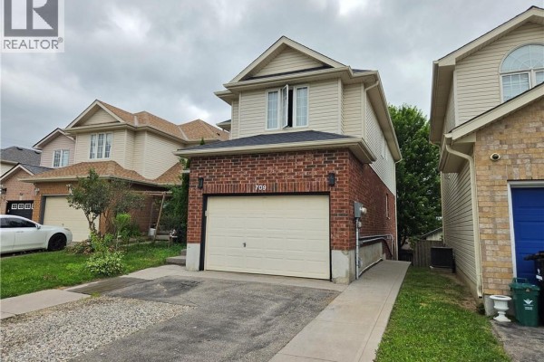Kitchen - 709 Windflower Crescent, Kitchener, ON N2E4B3 Photo 2