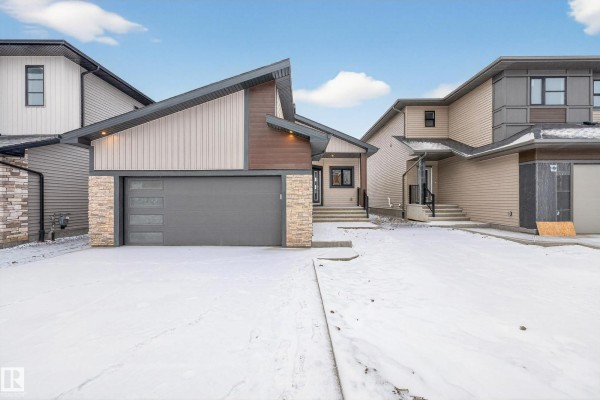 Kitchen - 7093 Kiviaq Cr Sw, Edmonton, AB T6W5N7 Photo 3