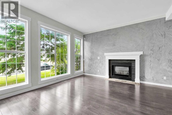 2pc Bathroom - 7097 Laguna Way Ne, Calgary, AB T1Y7A7 Photo 4