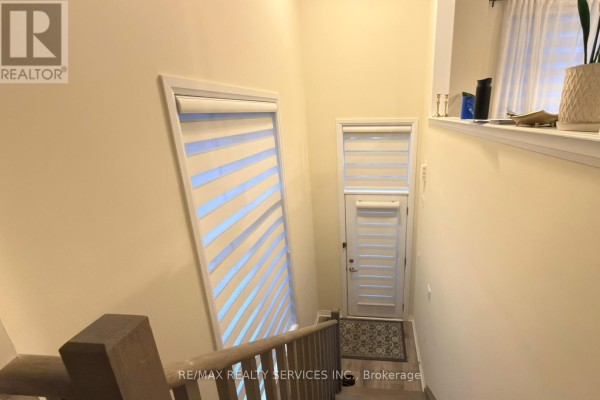 71 - 185 Bedrock Drive, Hamilton, ON L8J0M5 Photo 5