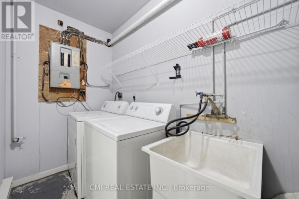Kitchen - 71 - 2440 Bromsgrove Road, Mississauga, ON L5J4J7 Photo 5