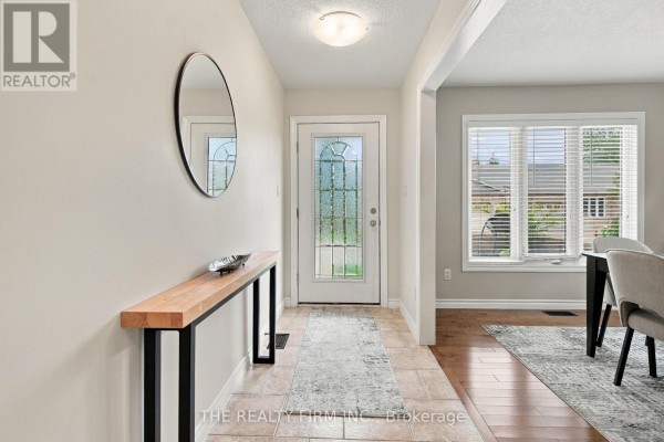 Living room - 71 - 869 Whetherfield Street, London North, ON N6H0A2 Photo 4