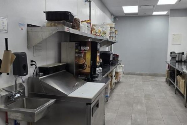 71 & 72 - 11695 Mcvean Drive, Brampton, ON L6P4N5 Photo 3