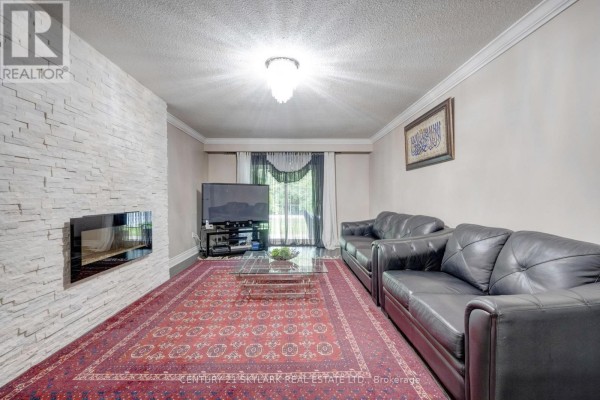 Bedroom 2 - 71 Abell Drive S, Brampton, ON L6V2W2 Photo 5