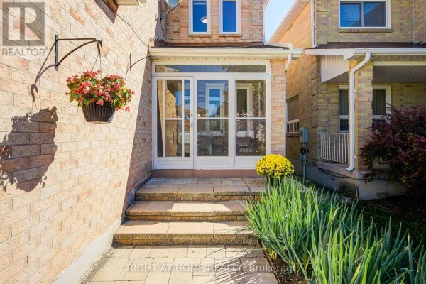 71 Bayhampton Crescent, Vaughan, ON L4J7H2 Photo 2