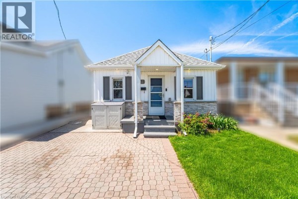 71 Beland Avenue N, Hamilton, ON, photo 2