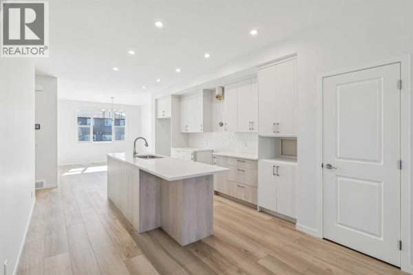4pc Bathroom - 71 Creekview Common Sw, Calgary, AB T2X4Y1 Photo 4