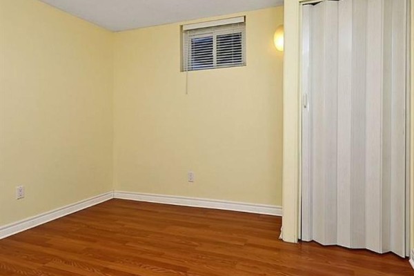 71 Ecclestone Drive, Brampton, ON, photo 3