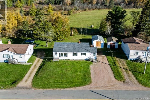 4pc Bathroom - 71 Fairfield Road, Sackville, NB E4L2X4 Photo 2