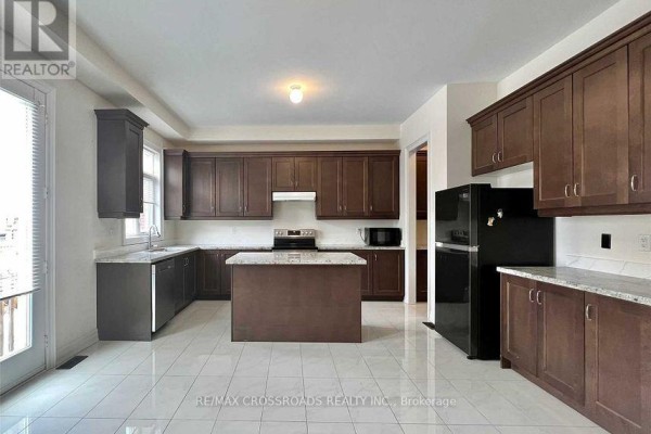 Kitchen - 71 Hamster Crescent, Aurora, ON L4G3G7 Photo 5