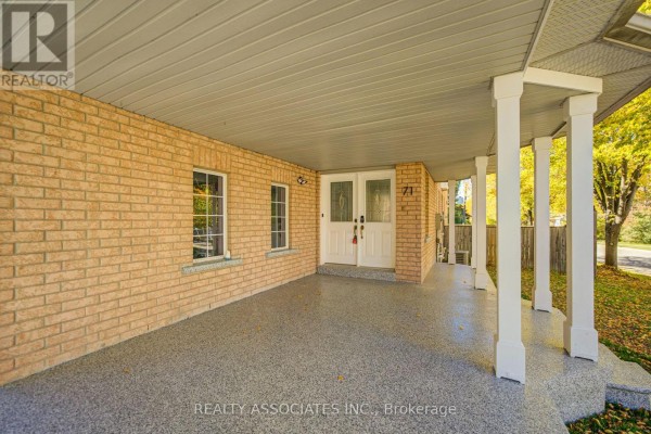 Kitchen - 71 Highhill Drive, Toronto, ON M1T1N8 Photo 4