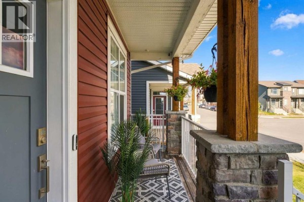 Kitchen - 71 Howse Rise Ne, Calgary, AB T3P1L3 Photo 3