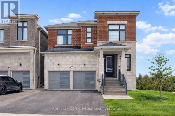 71 Maple Fields Circle, Aurora