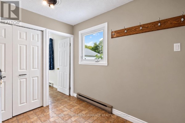 71 Mechanic Street W, North Glengarry, ON K0C1T0 Photo 4