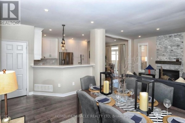 71 Pantomine Boulevard, Brampton, ON L6Y5N4 Photo 2