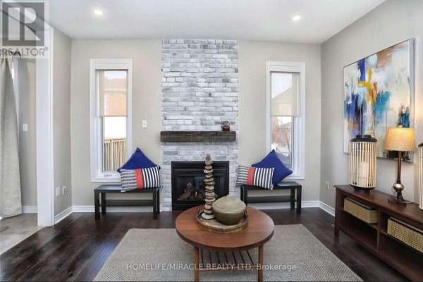 71 Pantomine Boulevard, Brampton, ON L6Y5N4 Photo 3