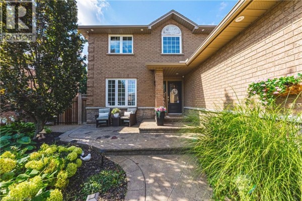 71 Riviera Ridge, Stoney Creek, ON, photo 2