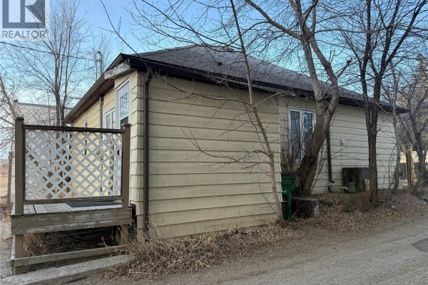 71 Ross Street W, Moose Jaw, SK, photo 3