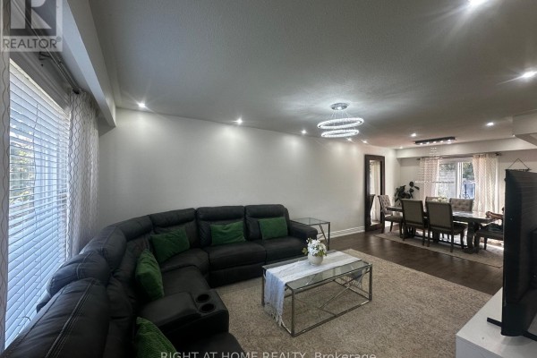71 Sandrift Square, Toronto, ON M1E4N5 Photo 5