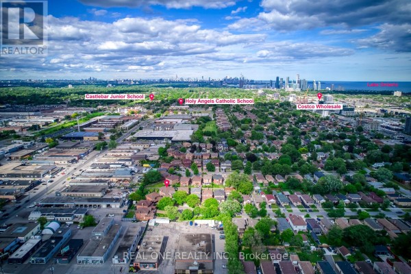 71 Stock Avenue, Toronto, ON, photo 2