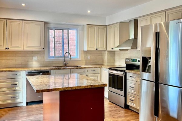 Eating area - 71 Trillium Crescent, Barrie, ON L4N6H6 Photo 4
