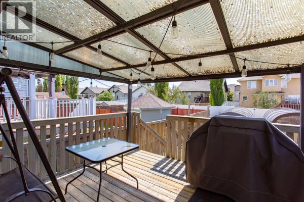 71 Vanier Drive, Red Deer, AB, photo 2
