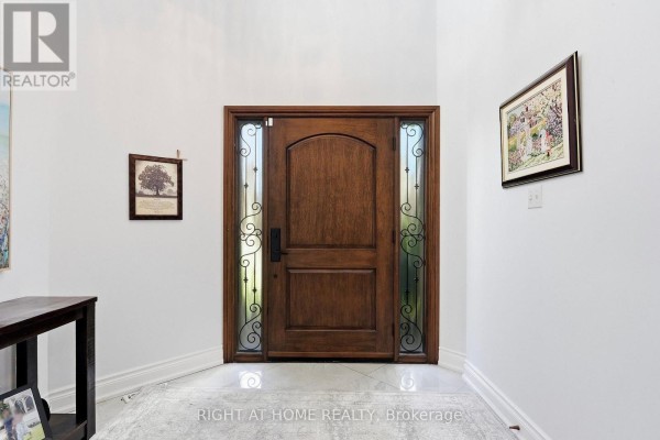 71 Veneto Drive, Vaughan, ON L4L8X5 Photo 4