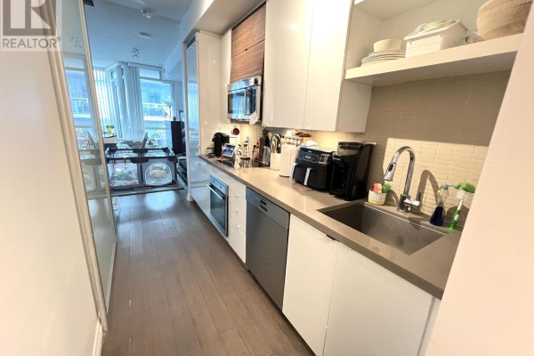Kitchen - 710 - 60 Annie Craig Drive, Toronto, ON M8V0C5 Photo 2