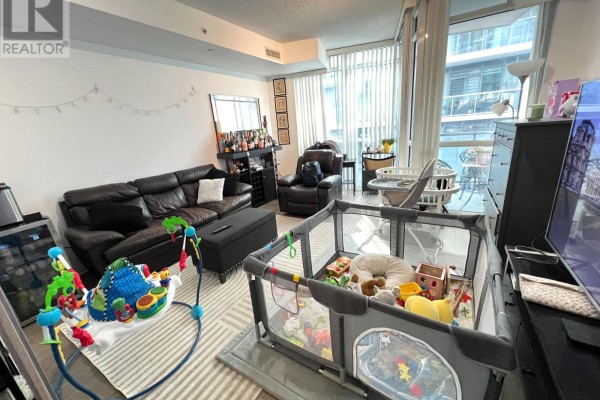 Primary Bedroom - 710 - 60 Annie Craig Drive, Toronto, ON M8V0C5 Photo 3