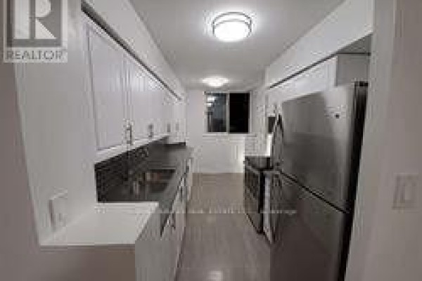 Primary Bedroom - 710 - 633 Bay Street, Toronto, ON M5G2G4 Photo 5