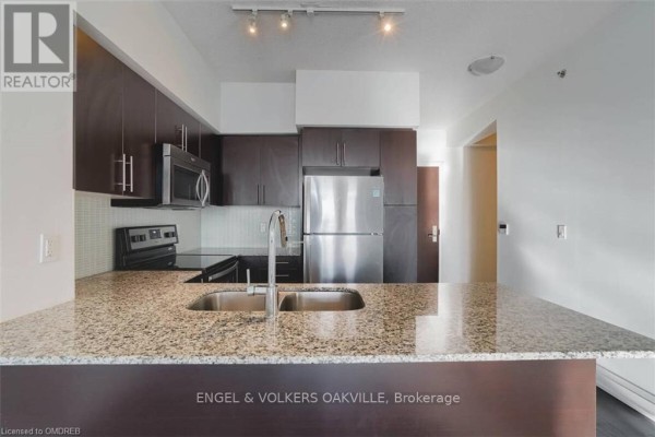 710 - 65 Speers Road, Oakville, ON L6K0J1 Photo 3