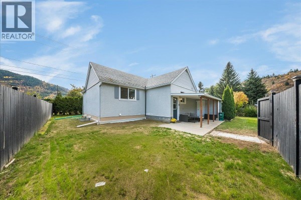 Utility room - 710 10th Avenue, Montrose, BC V0G1P0 Photo 3