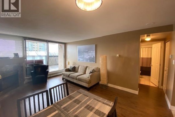 710 555 Abbott, Vancouver, BC, photo 2