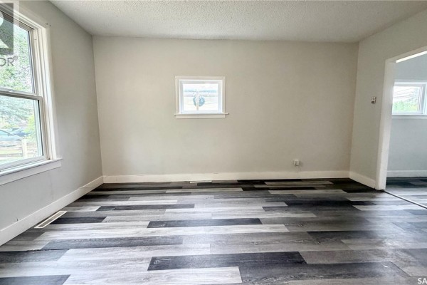 710 M Avenue S, Saskatoon, SK, photo 3