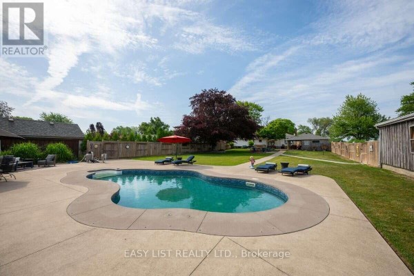 710 Seacliff Drive, Kingsville, ON, photo 3