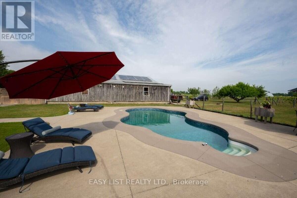 710 Seacliff Drive, Kingsville, ON N9Y2K7 Photo 4