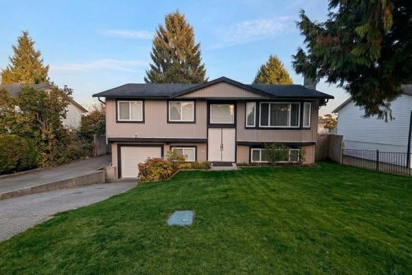7102 E Brewster Drive, Delta, BC, photo 3