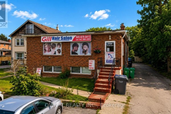 7104 Goreway Drive, Mississauga, ON L4T2T6 Photo 2