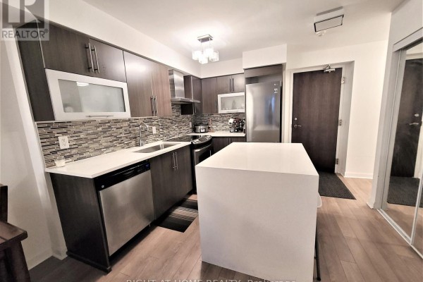 Dining room - 711 - 1 Michael Power Place, Toronto, ON M9A0A1 Photo 2