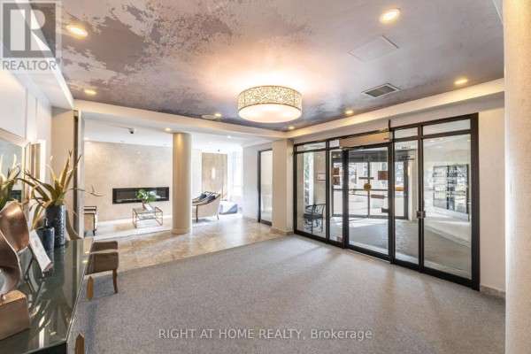 711 - 120 Promenade Circle, Vaughan, ON L4J7W9 Photo 5