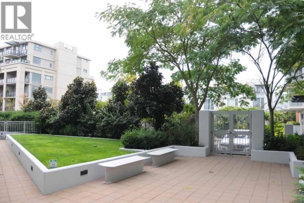 711 1887 Crowe Street, Vancouver, BC V5Y0B4 Photo 3