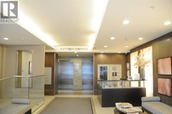 711 1887 Crowe Street, Vancouver, BC V5Y0B4 Photo 4