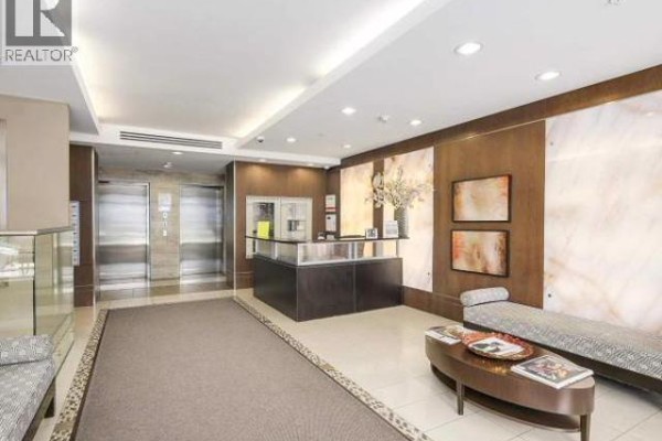711 1887 Crowe Street, Vancouver, BC V5Y0B4 Photo 5